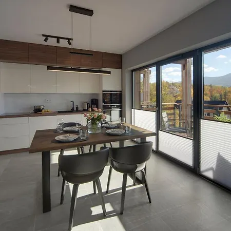 Apartamento Invest Centrum Park 13 *