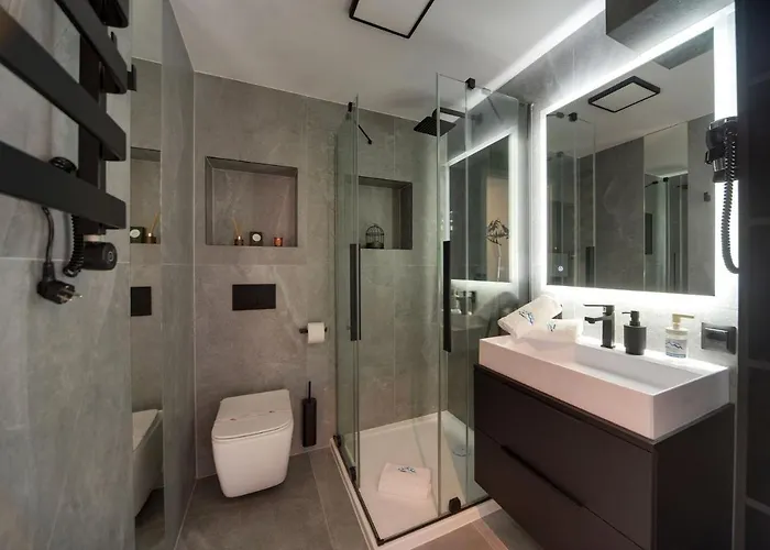 Invest Centrum Park 13 *